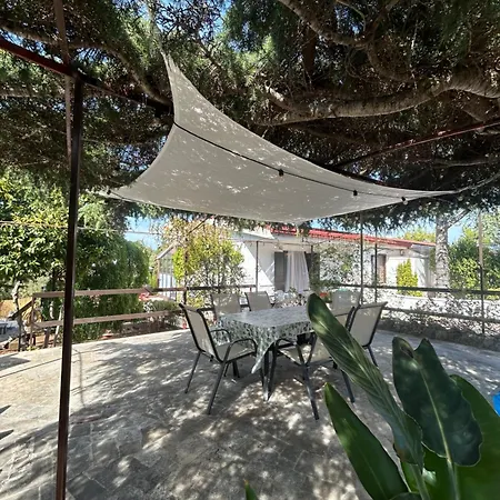 Dimora Dell'artista - Con Piscina Privata Ferienhaus *